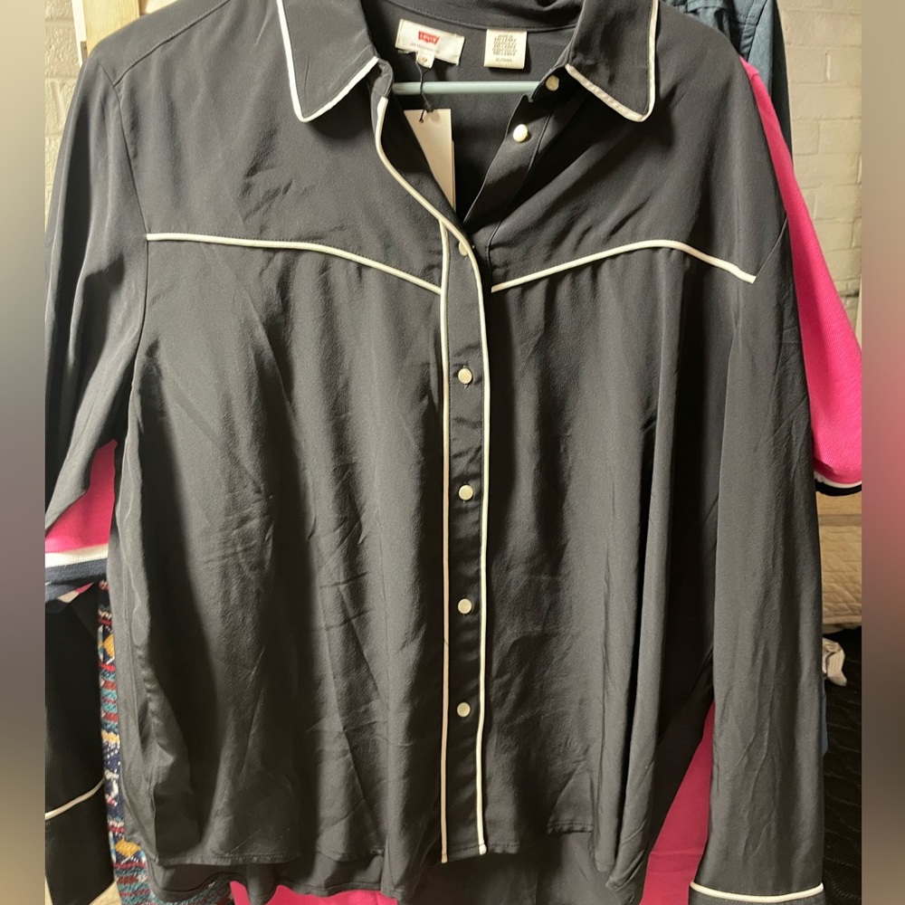 Levi’s Blouse